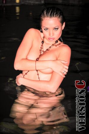 Pualei Lani: Midnight Splash set 2 – 27 images